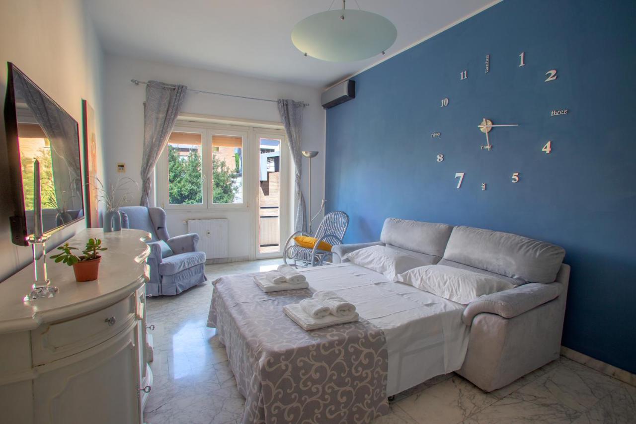 Home Bernadette روما المظهر الخارجي الصورة