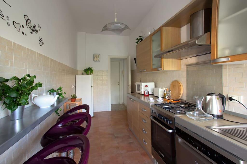 Home Bernadette روما المظهر الخارجي الصورة