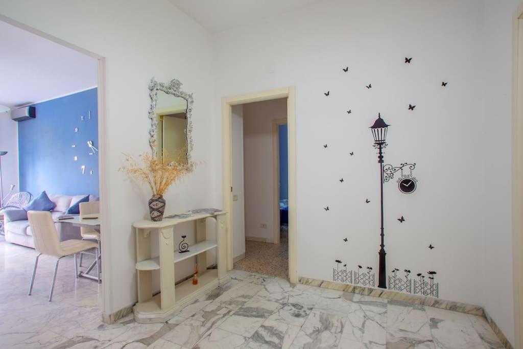 Home Bernadette روما المظهر الخارجي الصورة